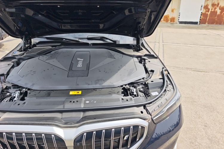 Used BMW i5 2024 eDrive 35L Prestige Luxury Package Engine Bay Left