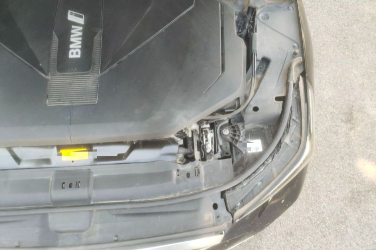 Used BMW i5 2024 eDrive 35L M Sport Package Engine Bay Left
