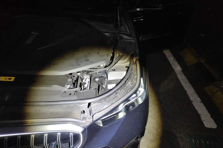 Used BMW i5 2024 eDrive 35L M Sport Package Engine Bay Left