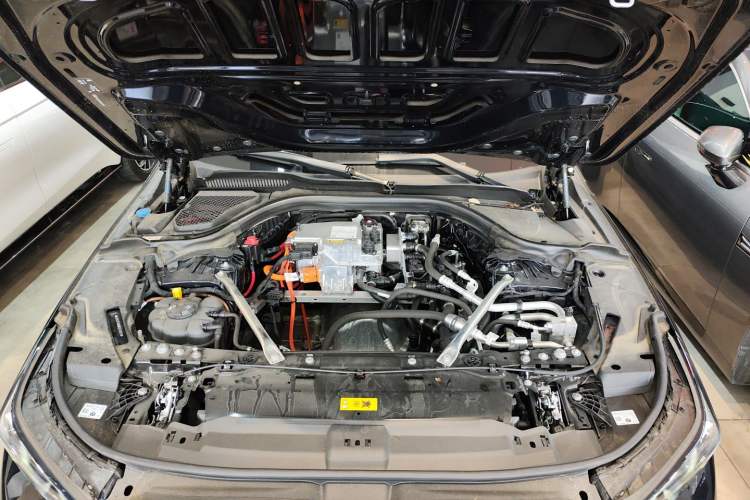 Used BMW i5 2024 eDrive 35L Luxury Package Engine Bay