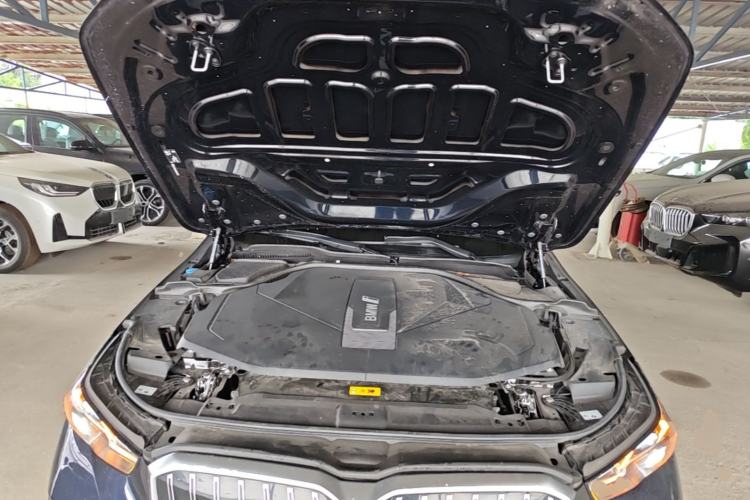 Used BMW i5 2024 eDrive 35L M Sport Package Engine Bay