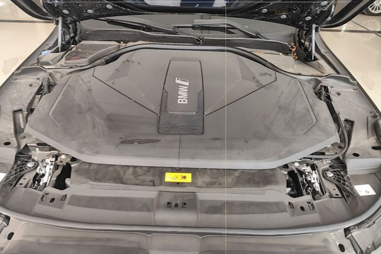 Used BMW i5 2024 eDrive 35L M Sport Package Engine Bay