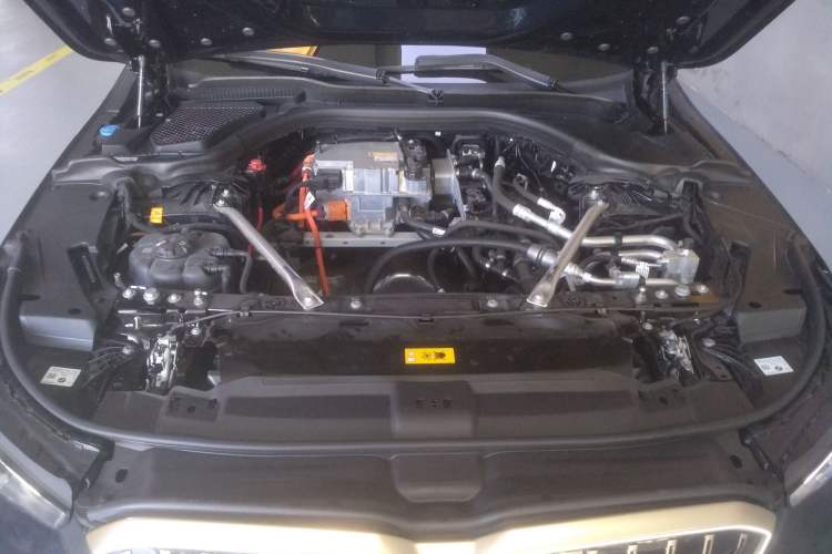Used BMW i5 2024 eDrive 35L Prestige Luxury Package Engine Bay