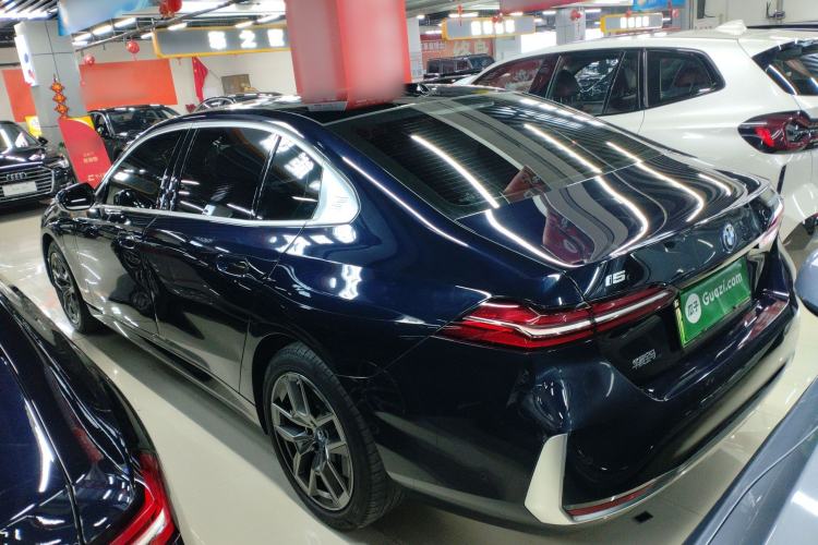 Used BMW i5 2024 eDrive 35L Prestige Luxury Package Exterior 2
