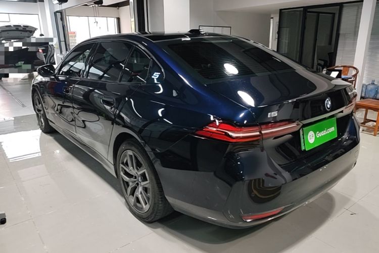 Used BMW i5 2024 eDrive 35L Prestige Luxury Package Exterior 2
