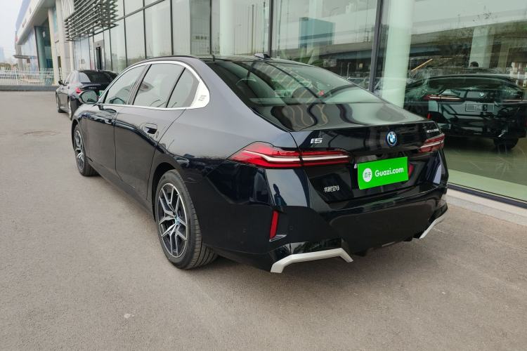 Used BMW i5 2024 eDrive 35L M Sport Package Exterior 2