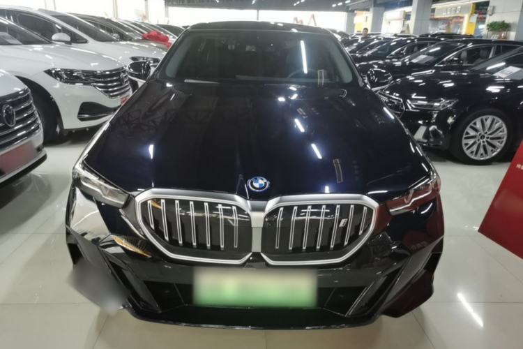 Used BMW i5 2024 eDrive 35L Luxury Model with M Sport Package Front