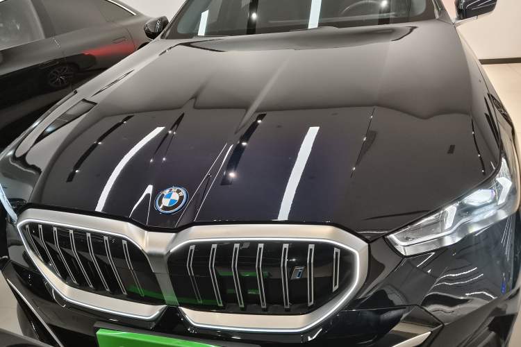 Used BMW i5 2024 eDrive 35L M Sport Package Front