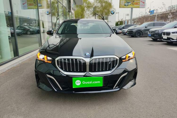Used BMW i5 2024 eDrive 35L M Sport Package Front