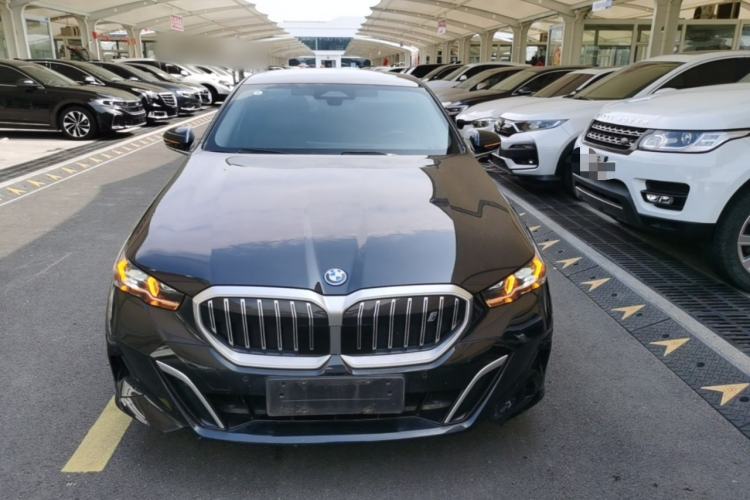 Used BMW i5 2024 eDrive 35L M Sport Package Front