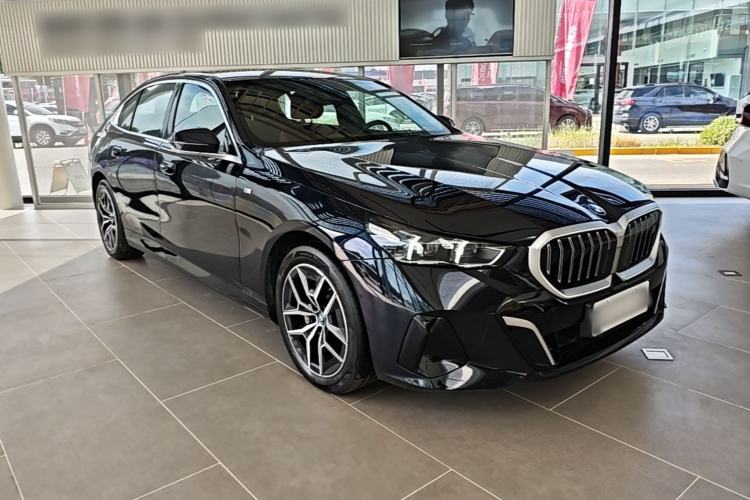 Used BMW i5 2024 eDrive 35L M Sport Package Front Right 45 Deg
