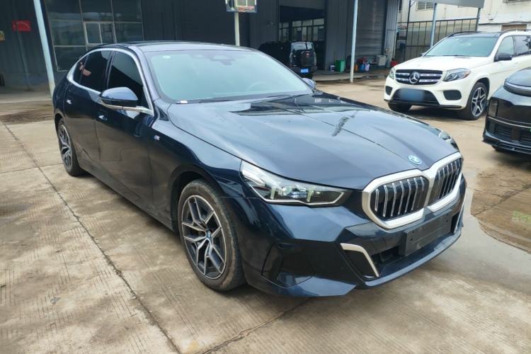 Used BMW i5 2024 eDrive 35L M Sport Package Front Right 45 Deg