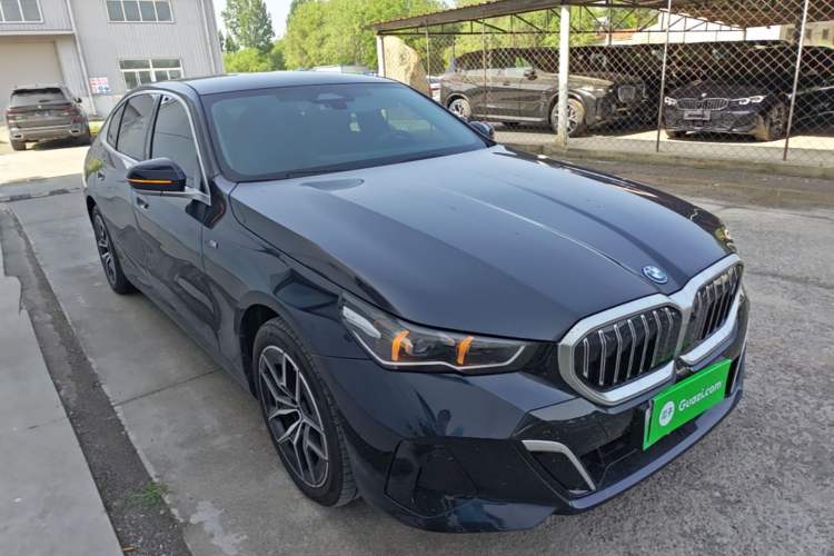 Used BMW i5 2024 eDrive 35L M Sport Package Front Right 45 Deg