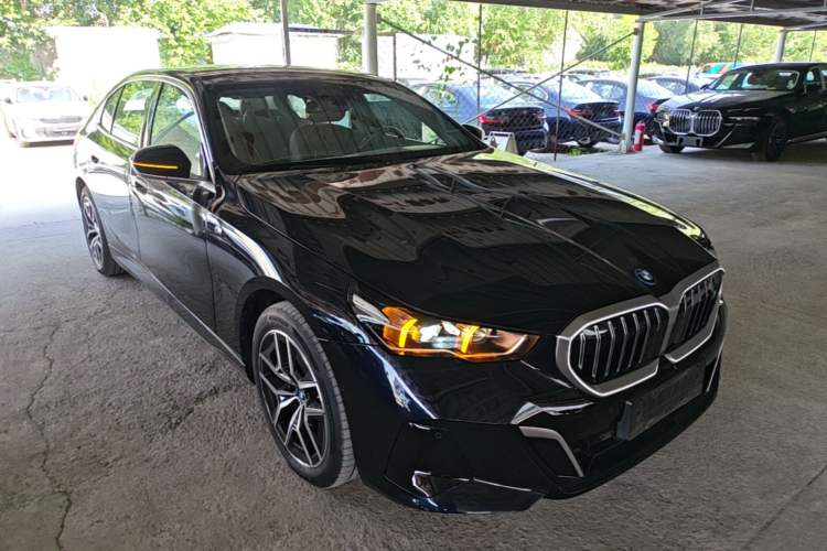 Used BMW i5 2024 eDrive 35L M Sport Package Front Right 45 Deg