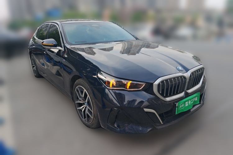 Used BMW i5 2024 eDrive 35L M Sport Package Front Right 45 Deg