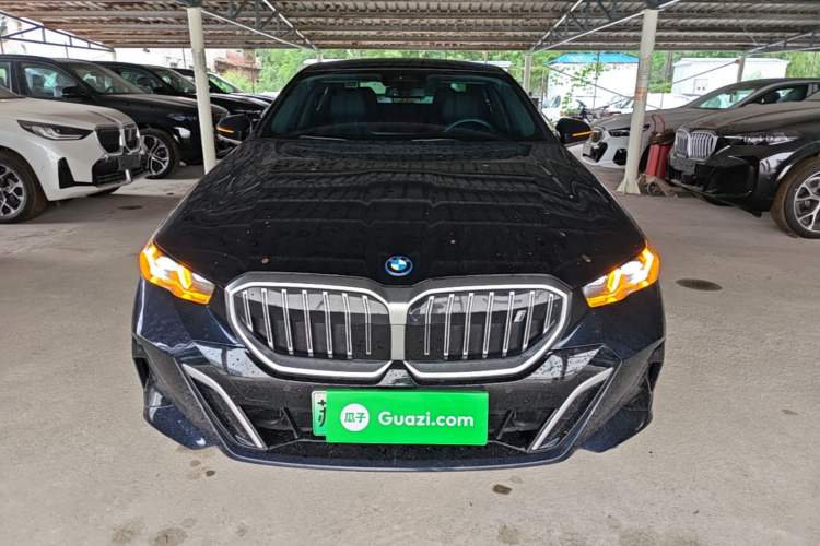 Used BMW i5 2024 eDrive 35L M Sport Package Front