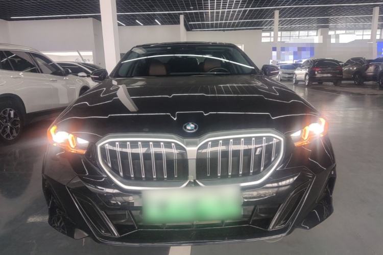 Used BMW i5 2024 eDrive 35L M Sport Package Front