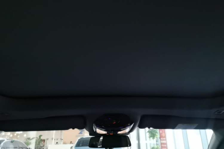 Used BMW i5 2024 eDrive 35L Prestige Luxury Package Headliner