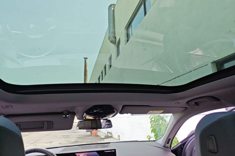 Used BMW i5 2024 eDrive 35L M Sport Package Headliner