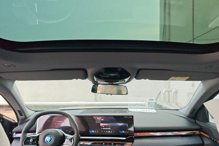 Used BMW i5 2024 eDrive 35L Luxury Package Headliner