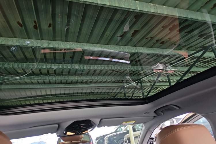 Used BMW i5 2024 eDrive 35L M Sport Package Headliner