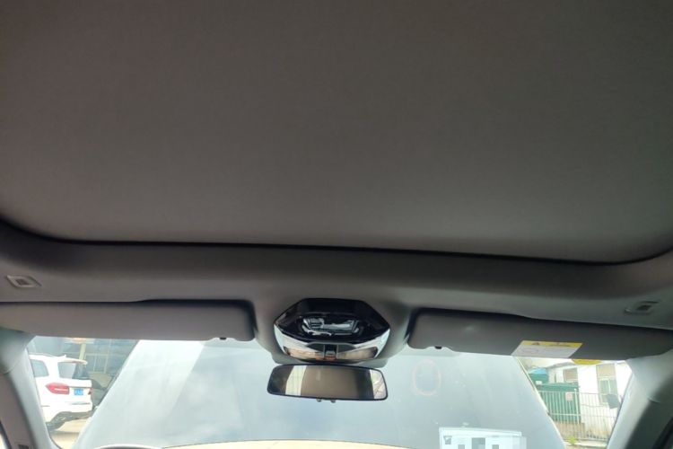 Used BMW i5 2024 eDrive 35L Luxury Package Headliner