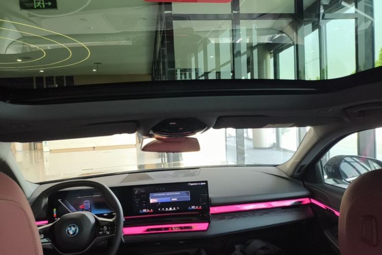 Used BMW i5 2024 eDrive 35L Luxury Package Headliner