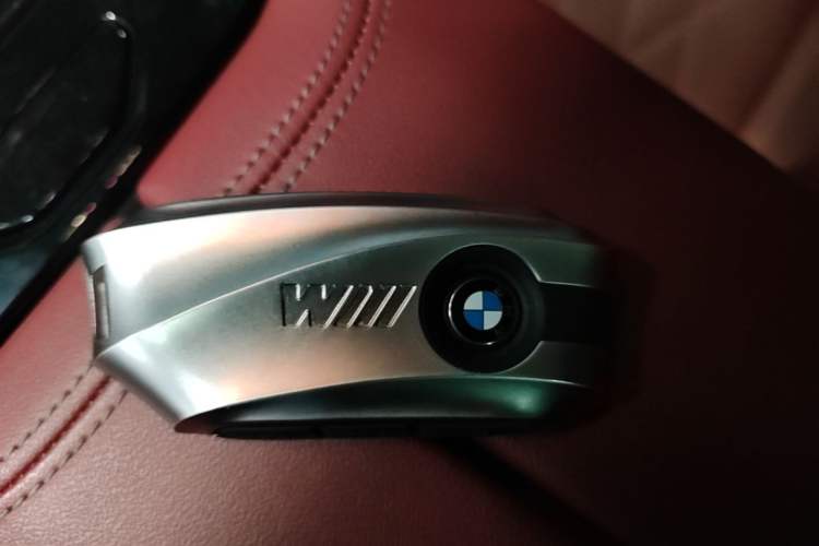 Used BMW i5 2024 eDrive 35L Prestige Luxury Package Interior 1