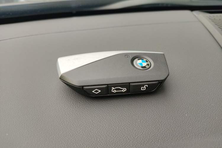 Used BMW i5 2024 eDrive 35L M Sport Package Interior 1