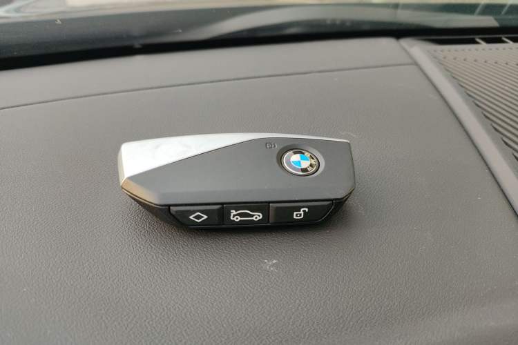 Used BMW i5 2024 eDrive 35L M Sport Package Interior 1