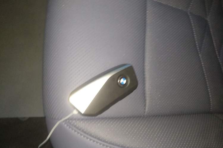 Used BMW i5 2024 eDrive 35L Prestige Luxury Package Interior 1