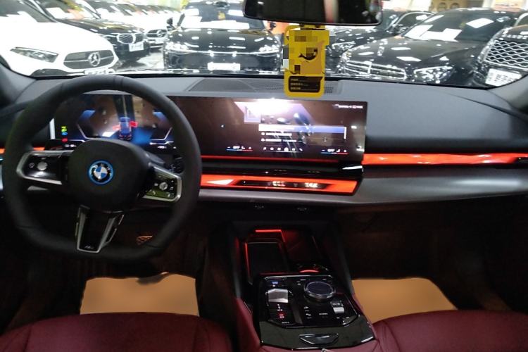 Used BMW i5 2024 eDrive 35L Luxury Model with M Sport Package Interior 2