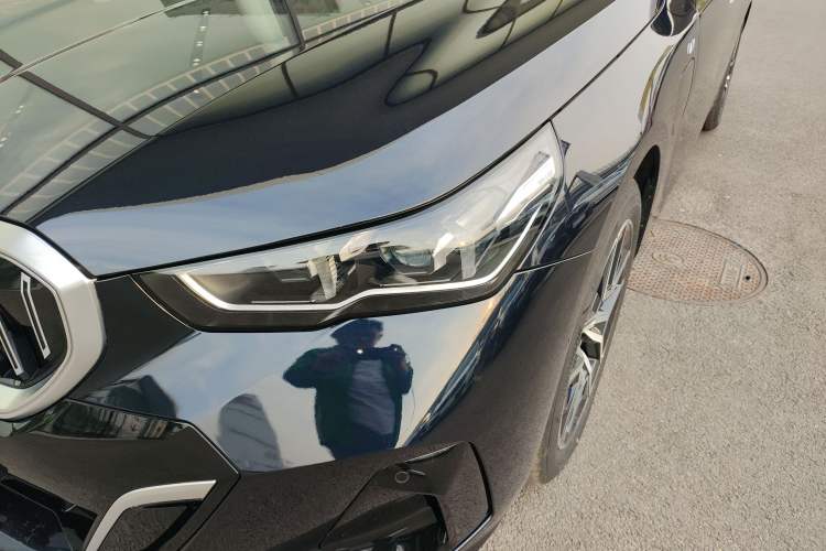 Used BMW i5 2024 eDrive 35L M Sport Package Left Front Headlight
