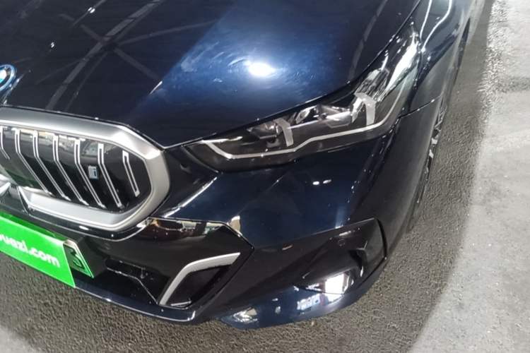 Used BMW i5 2024 eDrive 35L M Sport Package Left Front Headlight