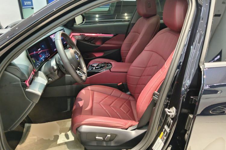Used BMW i5 2024 eDrive 35L M Sport Package Left Front Seat