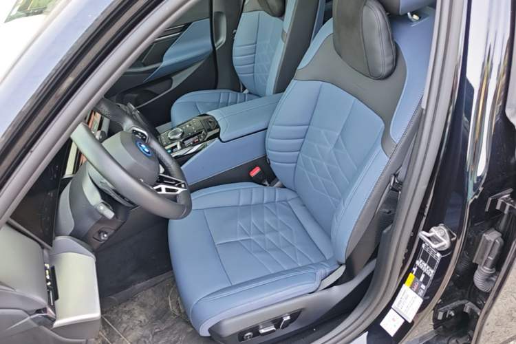 Used BMW i5 2024 eDrive 35L M Sport Package Left Front Seat