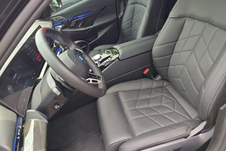 Used BMW i5 2024 xDrive M60 Left Front Seat
