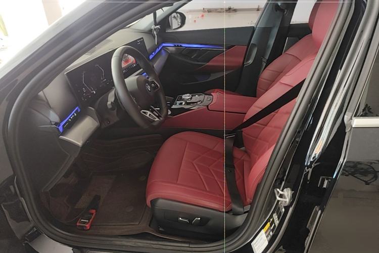 Used BMW i5 2024 eDrive 35L M Sport Package Left Front Seat