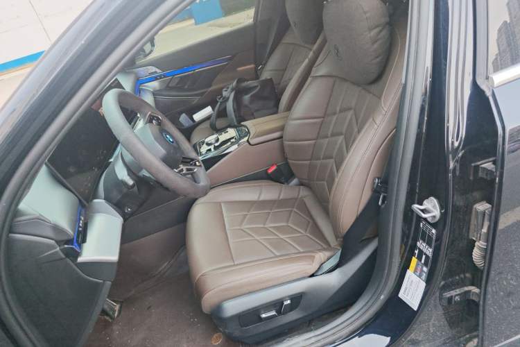 Used BMW i5 2024 eDrive 35L M Sport Package Left Front Seat