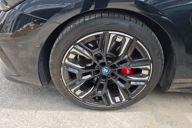 Used BMW i5 2024 xDrive M60 Left Front Wheel Hub