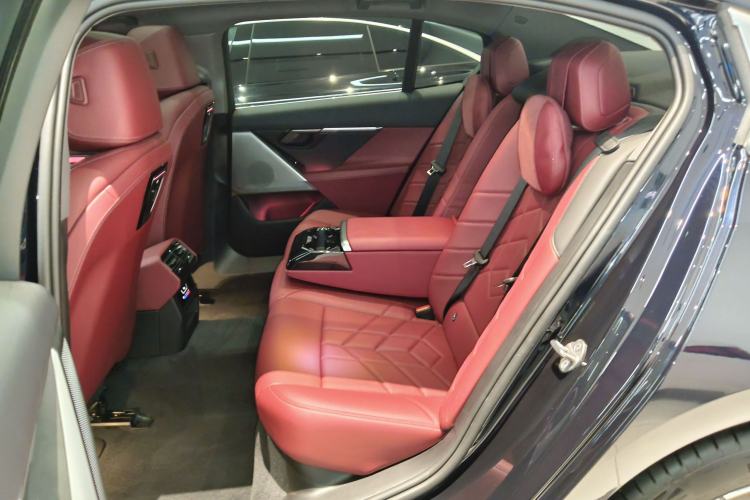 Used BMW i5 2024 eDrive 35L M Sport Package Left Rear Seat