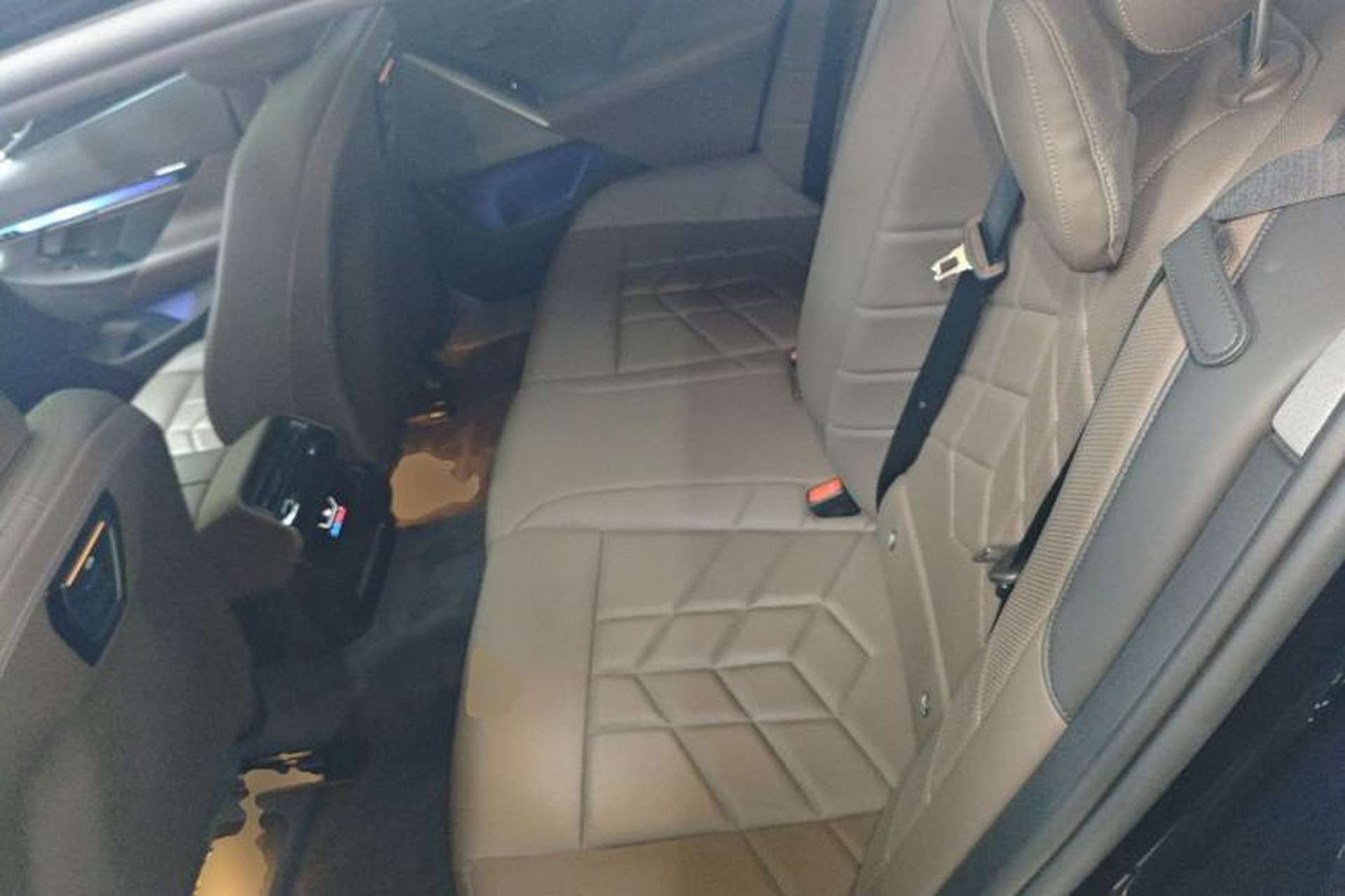 Used BMW i5 2024 eDrive 35L M Sport Package Left Rear Seat