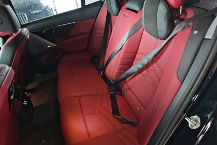 Used BMW i5 2024 eDrive 35L M Sport Package Left Rear Seat