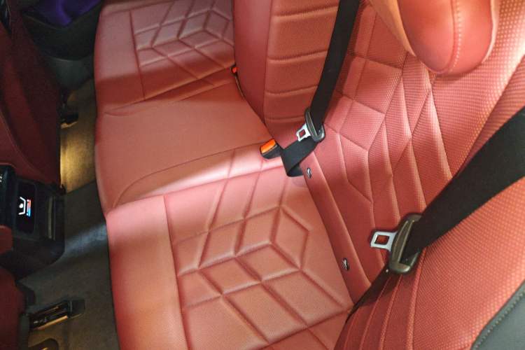 Used BMW i5 2024 eDrive 35L Luxury Package Left Rear Seat
