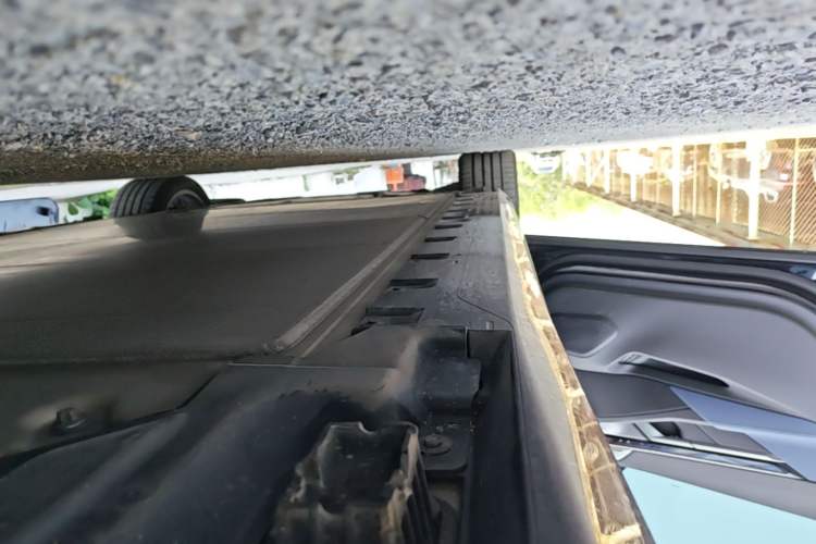 Used BMW i5 2024 eDrive 35L M Sport Package Left Side Sill