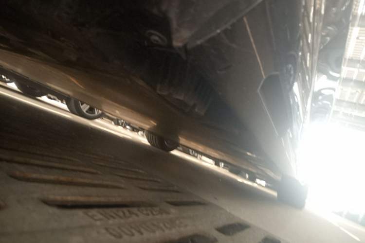 Used BMW i5 2024 eDrive 35L M Sport Package Left Side Sill