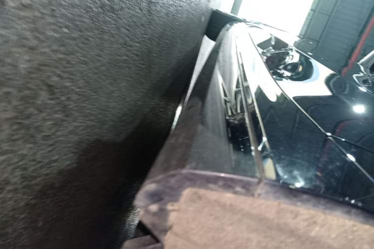 Used BMW i5 2024 eDrive 35L M Sport Package Left Side Sill