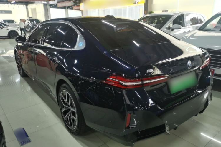 Used BMW i5 2024 eDrive 35L Luxury Model with M Sport Package Rear Left 45 Deg
