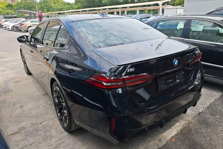Used BMW i5 2024 xDrive M60 Rear Left 45 Deg