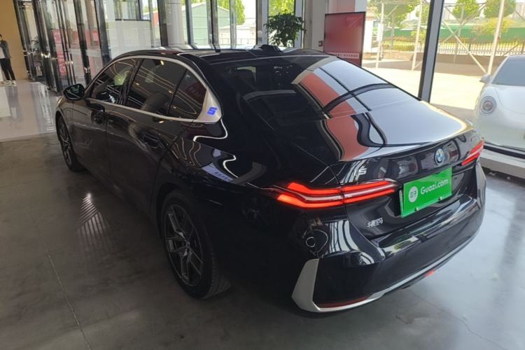 Used BMW i5 2024 eDrive 35L Luxury Package Rear Left 45 Deg